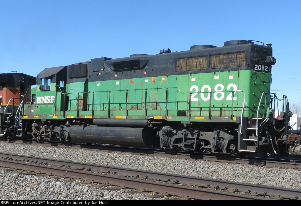 BNSF 2082